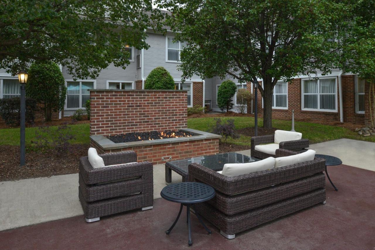 Residence Inn Pinehurst Southern Pines Exterior photo