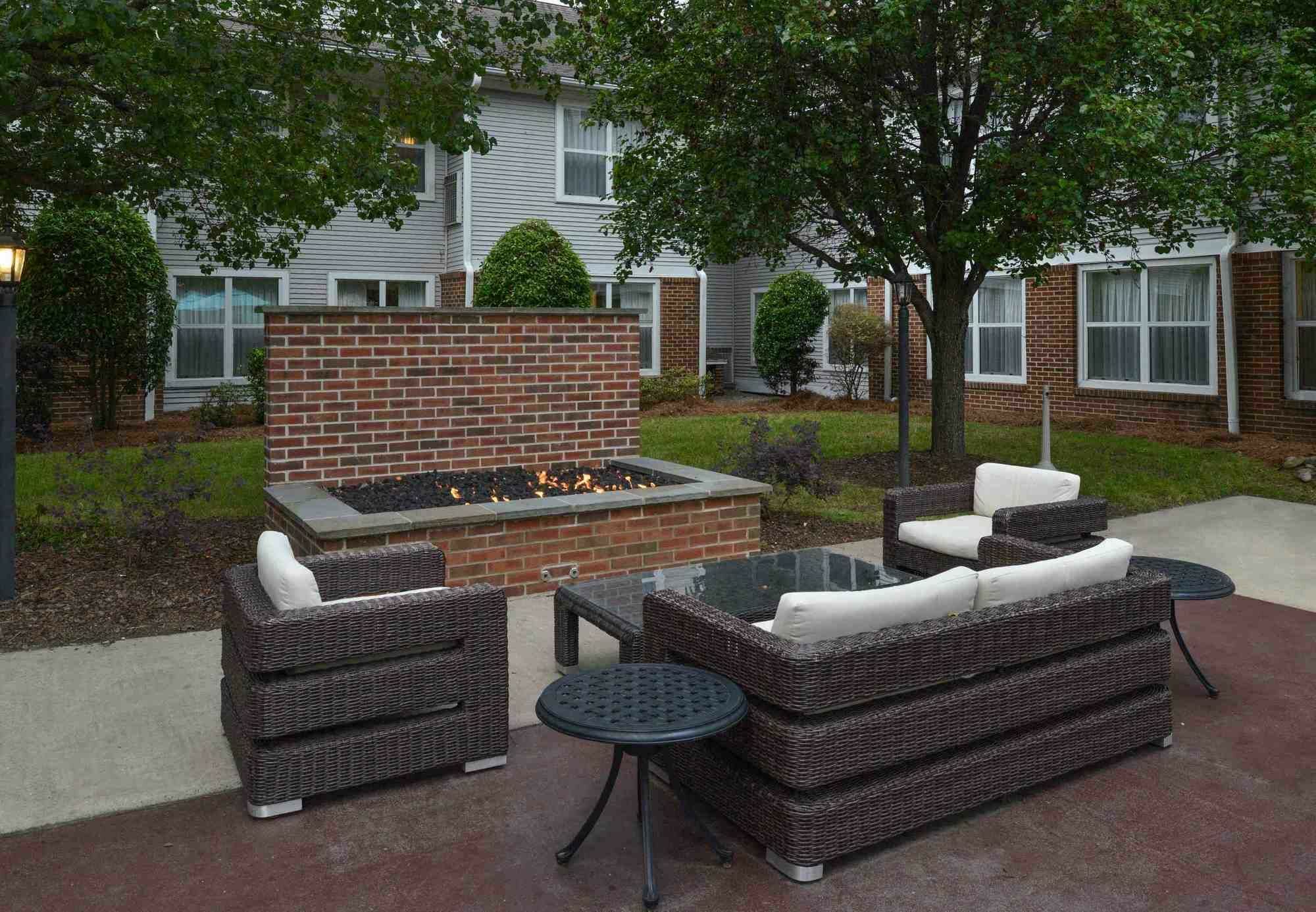 Residence Inn Pinehurst Southern Pines Exterior photo